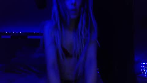 love bug online show from February 1, 2026, 7:18 am