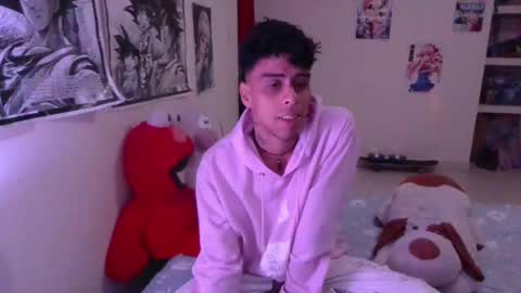 teddy online show from December 14, 2024, 7:40 am