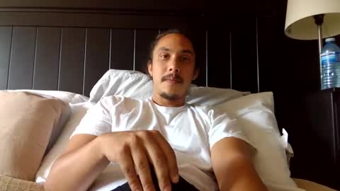 SmokeStar online show from October 6, 2025, 1:52 pm