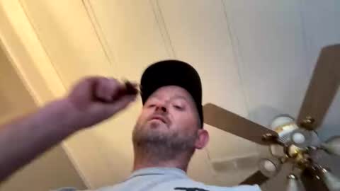 smokeymt420 online show from November 24, 2025, 9:03 pm