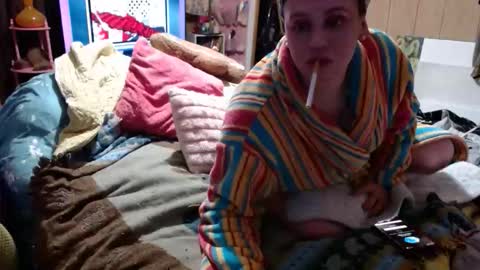 DIAN dee-ann online show from December 22, 2025, 6:49 pm