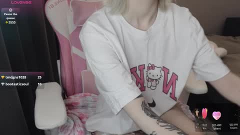 Kira  online show from March 2, 2025, 2:41 am