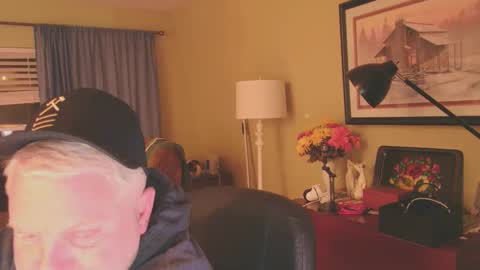 smokymountanman online show from December 5, 2025, 2:31 am