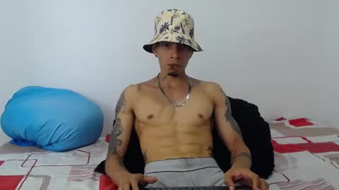 Snapshot of smooke_skinny chatting on September 16, 2025, 7:15 pm Daniel Aston online show from September 16, 2025, 7:15 pm
