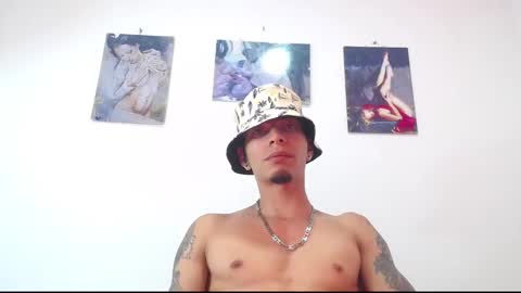 Snapshot of smooke_skinny chatting on October 12, 2025, 12:09 am Daniel Aston online show from October 12, 2025, 12:09 am