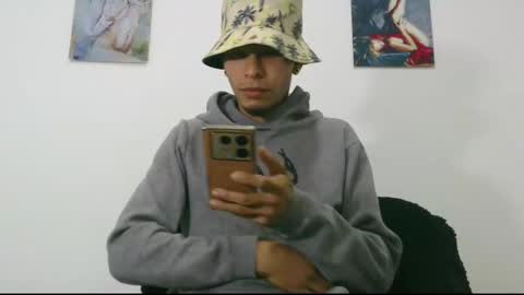 Daniel laverde online show from November 16, 2025, 9:20 pm