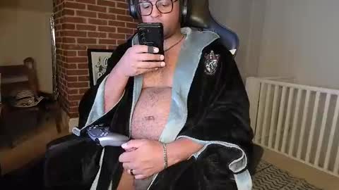 Smoothj2011 online show from April 19, 2026, 7:51 am