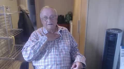 Snapshot of smoothmutton chatting on October 20, 2025, 1:11 pm smoothmutton online show from October 20, 2025, 1:11 pm