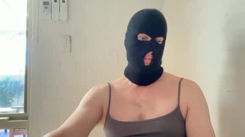 Snapshot of smoothroundbottom chatting on October 17, 2025, 4:15 am KinkyDonks online show from October 17, 2025, 4:15 am