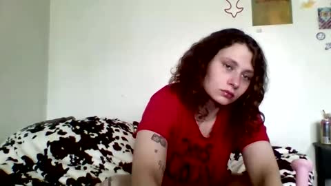Snapshot of smoothvodka chatting on May 24, 2026, 5:51 pm Bambi--Vodka online show from May 24, 2026, 5:51 pm