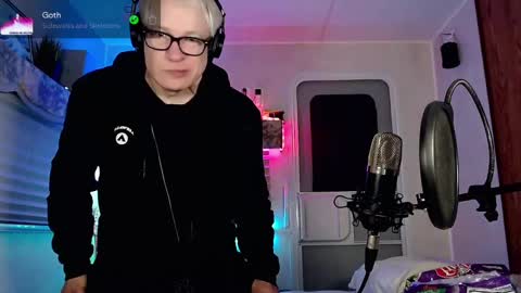 Viiscount  Snarfle Von Snarfenberg online show from March 4, 2025, 8:13 am