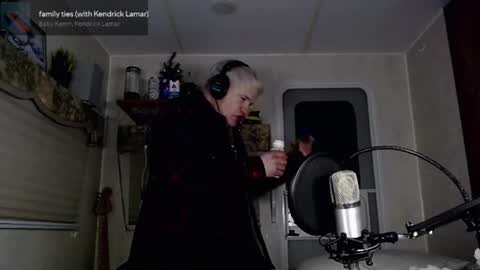 Viiscount  Snarfle Von Snarfenberg online show from March 7, 2025, 10:13 am