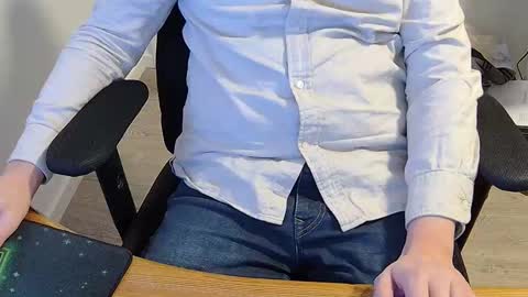 Sneakybill online show from January 18, 2026, 8:45 pm