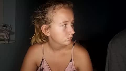 Sneakylildevils online show from April 12, 2026, 11:21 pm