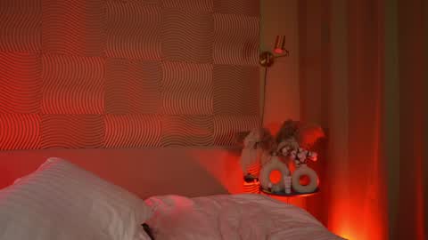 Candice Snow online show from December 20, 2024, 3:10 pm