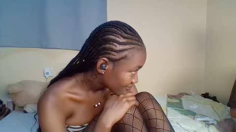 Snowie eyes online show from January 17, 2026, 12:54 pm