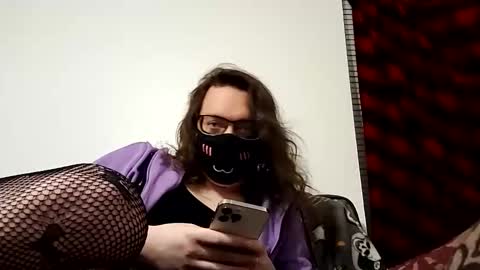 snowydoll00 online show from November 24, 2025, 12:43 am