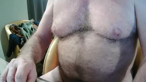 Snapshot of snudge432 chatting on February 15, 2026, 10:06 pm snudge432 online show from February 15, 2026, 10:06 pm