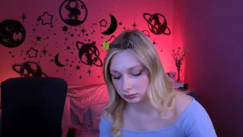 so_hot_rosalie online show from May 19, 2026, 7:20 pm