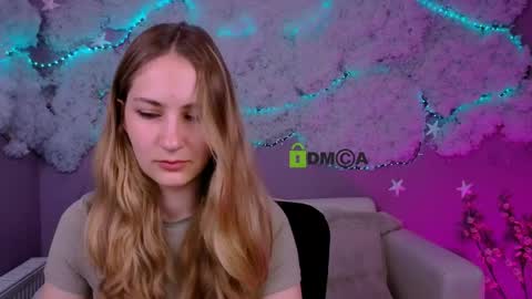 so_hot_rosalie online show from June 4, 2026, 7:09 pm