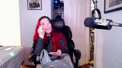 bigandirty online show from October 21, 2025, 2:45 am