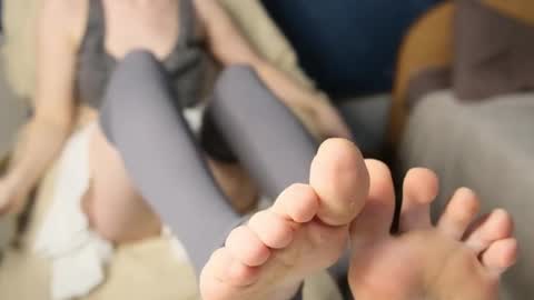 Snapshot of sofanazarova chatting on December 25, 2024, 1:19 pm Sofi online show from December 25, 2024, 1:19 pm