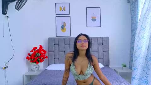 SOFFI AND CHISTOPHER online show from January 7, 2026, 7:27 pm