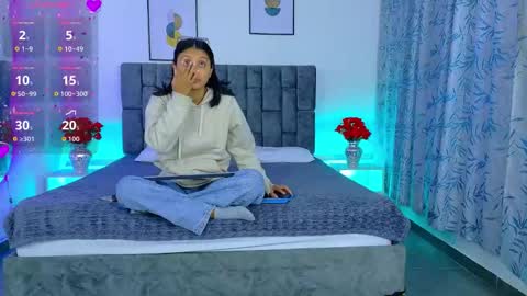 Snapshot of soffia_konig chatting on April 29, 2026, 12:09 pm SOFFI AND CHISTOPHER online show from April 29, 2026, 12:09 pm