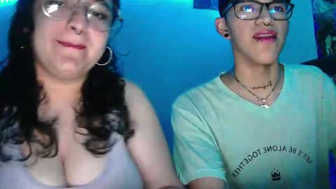 soffje00 online show from October 17, 2025, 6:38 am