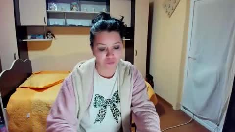 Soffy online show from March 29, 2026, 3:50 am