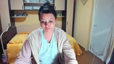 Soffy online show from April 7, 2026, 3:29 am