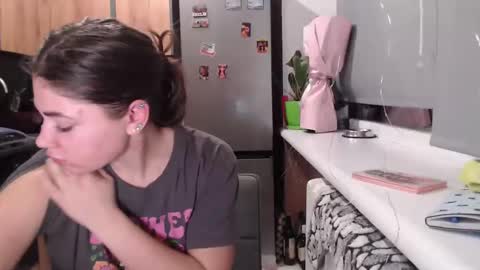 Sofi online show from March 5, 2025, 7:38 pm