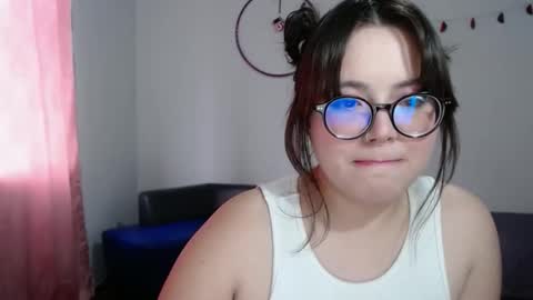 Sofi Lynch online show from November 20, 2025, 9:36 pm