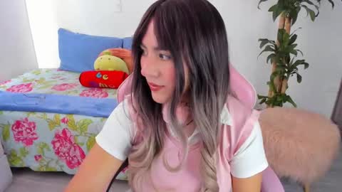 Sophie online show from October 2, 2025, 8:49 pm