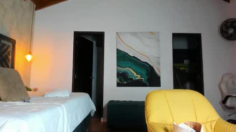 Sofi online show from December 18, 2025, 11:16 am