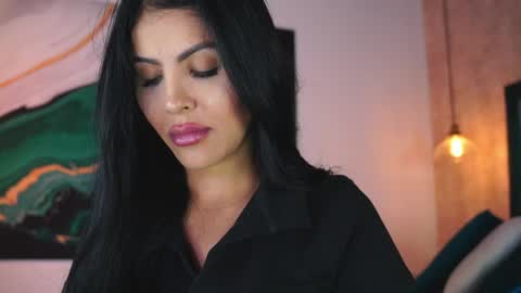 Sofi online show from April 10, 2026, 11:48 am