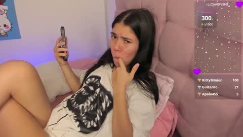 Snapshot of sofi_perezz chatting on March 6, 2025, 5:03 am sofi online show from March 6, 2025, 5:03 am