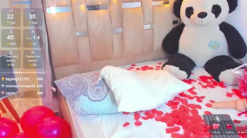 sofi smith online show from February 15, 2025, 2:15 am