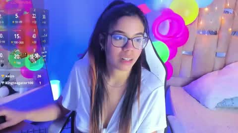 sofi smith online show from March 1, 2025, 10:42 pm