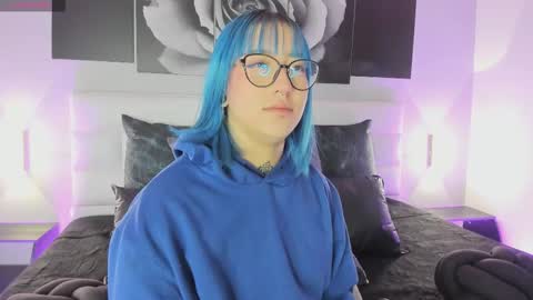 sofi_sp online show from November 29, 2025, 11:35 am