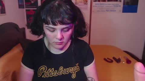 Sofi online show from March 8, 2025, 8:57 pm