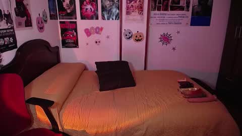 Sofi online show from October 25, 2025, 3:40 pm