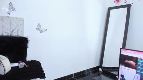 Snapshot of sofia_dg chatting on November 13, 2025, 8:19 pm Sofia online show from November 13, 2025, 8:19 pm