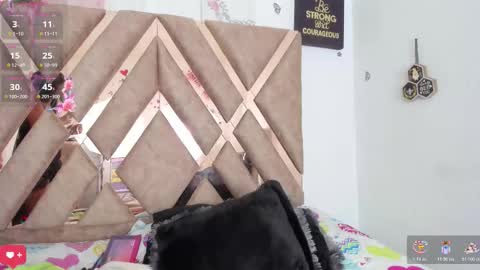 Snapshot of sofia_dg chatting on November 18, 2025, 9:41 pm Sofia online show from November 18, 2025, 9:41 pm