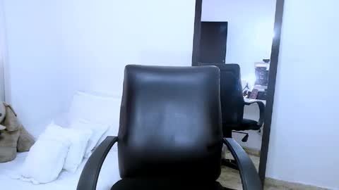 sofia Ill be back on Tuesday June 4.  online show from December 27, 2024, 2:12 pm