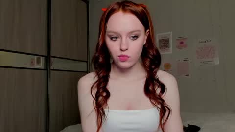sofia_flowers online show from April 22, 2026, 4:41 pm