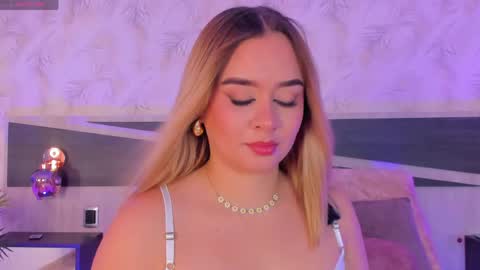   online show from April 21, 2026, 7:39 pm