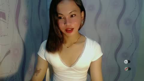 sofia_sweetheart18 online show from December 23, 2025, 10:35 am