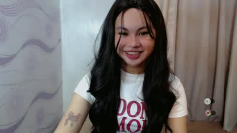 sofia_sweetheart18 online show from July 5, 2026, 9:00 pm