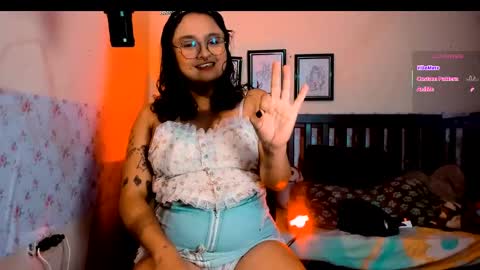 Demi Sofia online show from February 6, 2025, 2:00 am